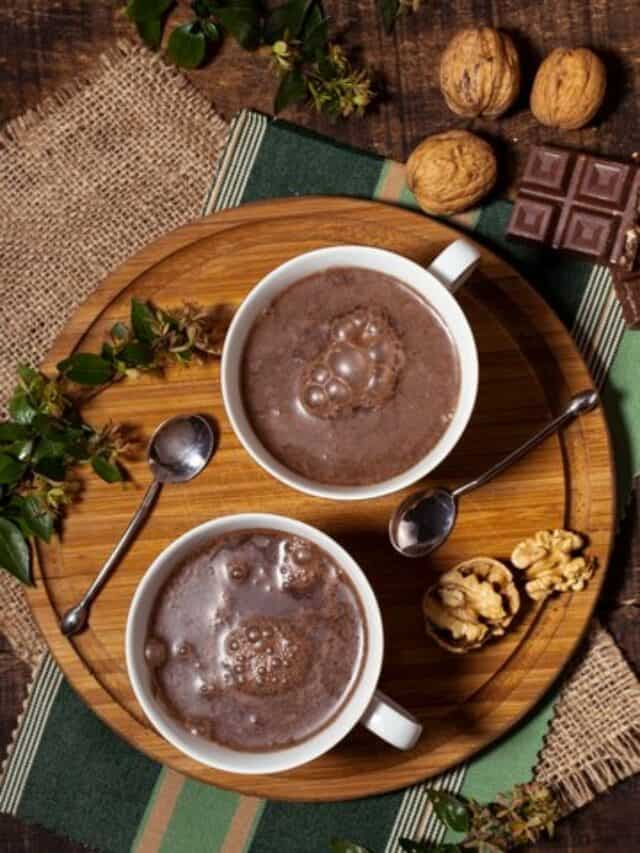 4-Step Recipe To Make Velvety Hot Chocolate At Home