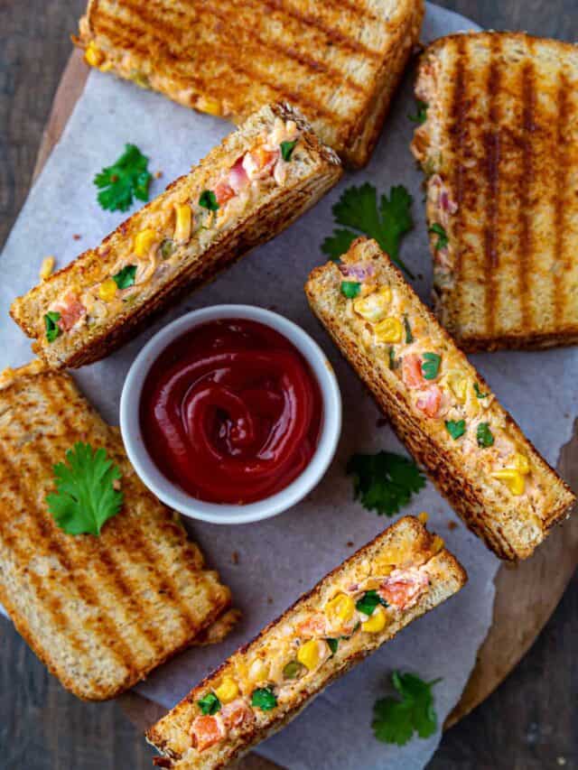 Corn And Spinach Sandwich Recipe: Wholesome And Filling Snack
