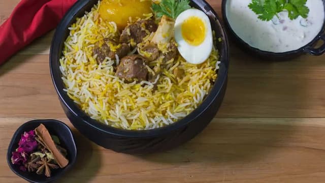Best Biryani Hot-Spots In CR Park New Delhi