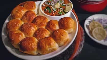 Must-Try Street Food Joints In South Bombay