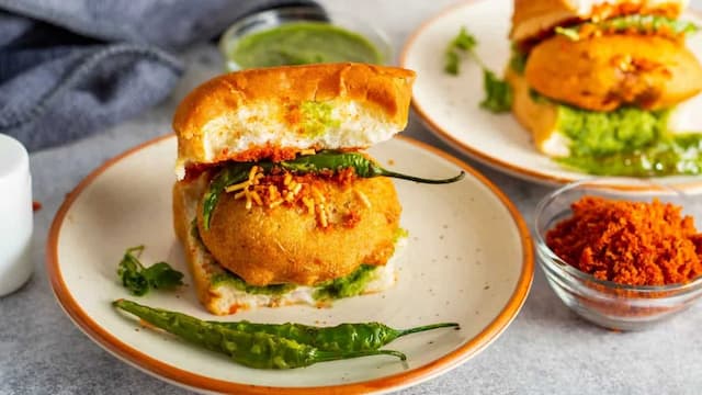 Monsoon Munchies: Regional Snack Recipes For Rainy Season