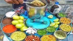 Kolkata's 7 Famous Street Food: One Must Not Miss